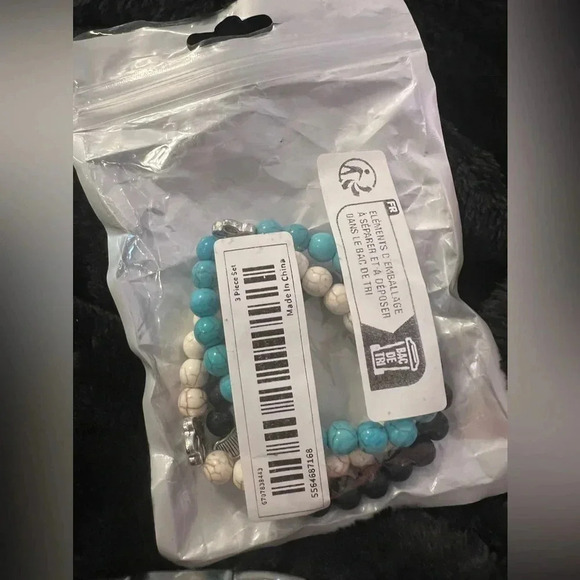 Dog Paw Beaded Bracelet Set of Three Teal White Black - Picture 10 of 10